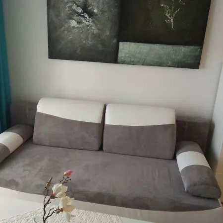 Picasso Apartment